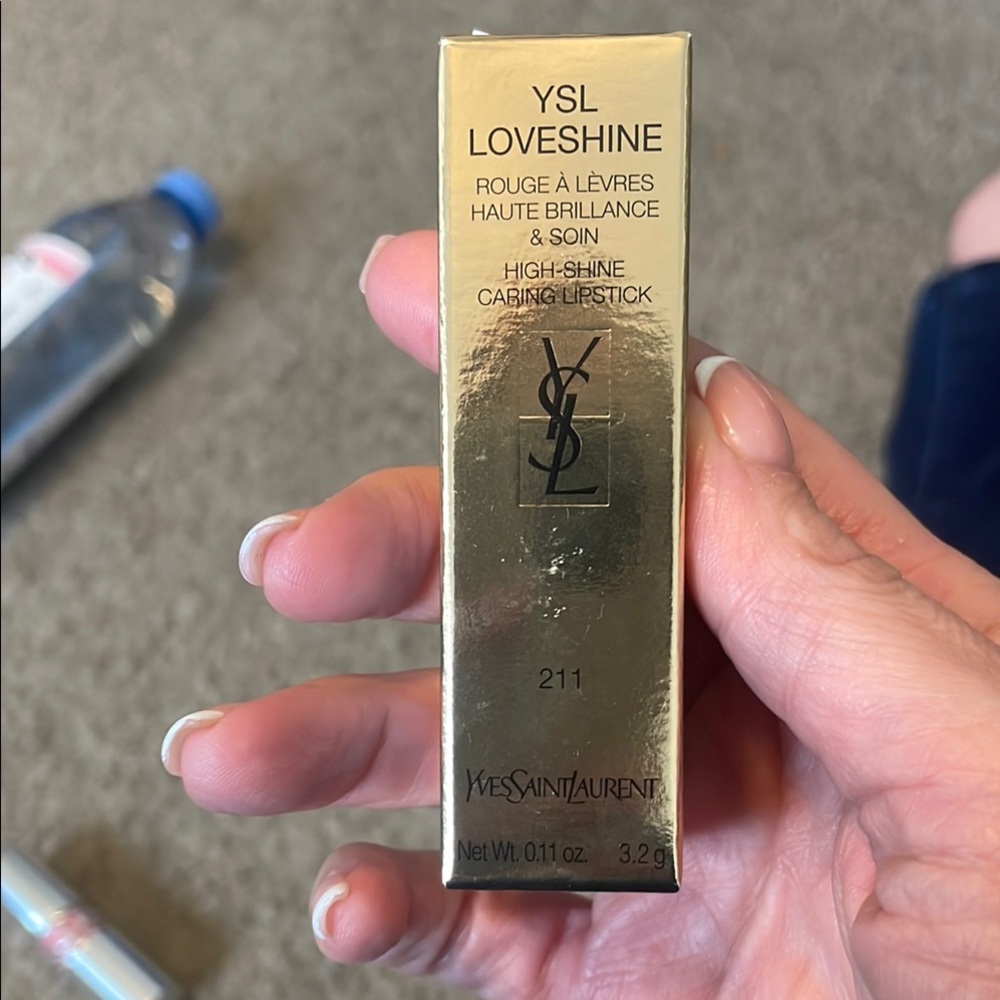Yves Saint Laurent Gold Lipstick - Luxurious Shine